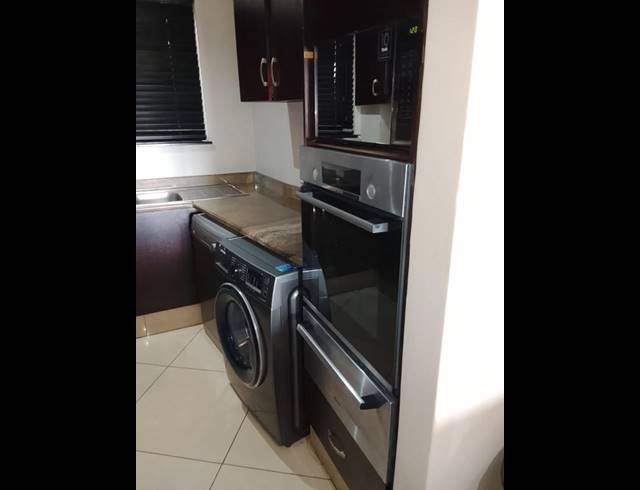 2 BEDROOM APARTMENT FOR SALE IN POINT WATERFRONT